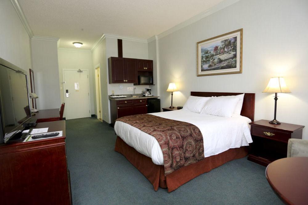 The Bridgeport Inn Fort Mcmurray Exterior foto